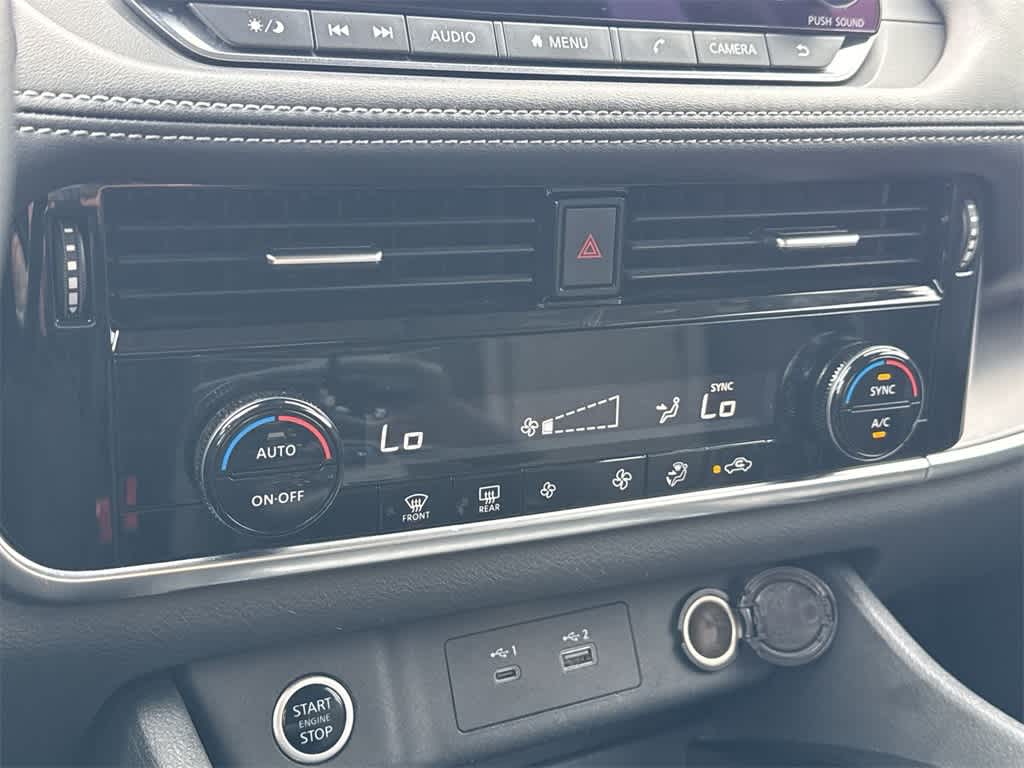 2022 Nissan Rogue SV