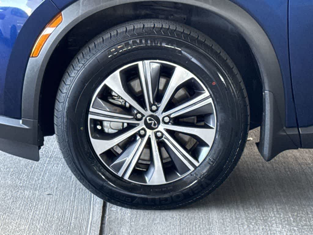 2023 INFINITI QX60 PURE