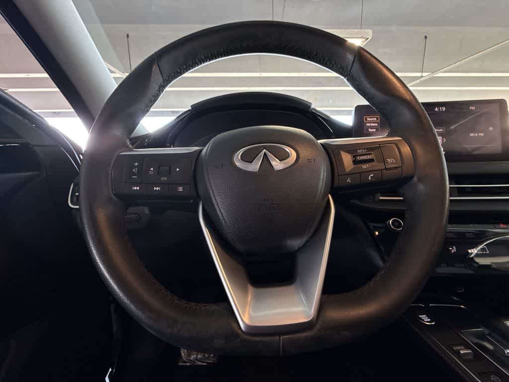 2023 INFINITI QX60 PURE
