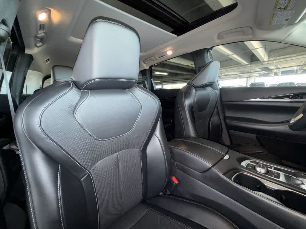 2023 INFINITI QX60 PURE