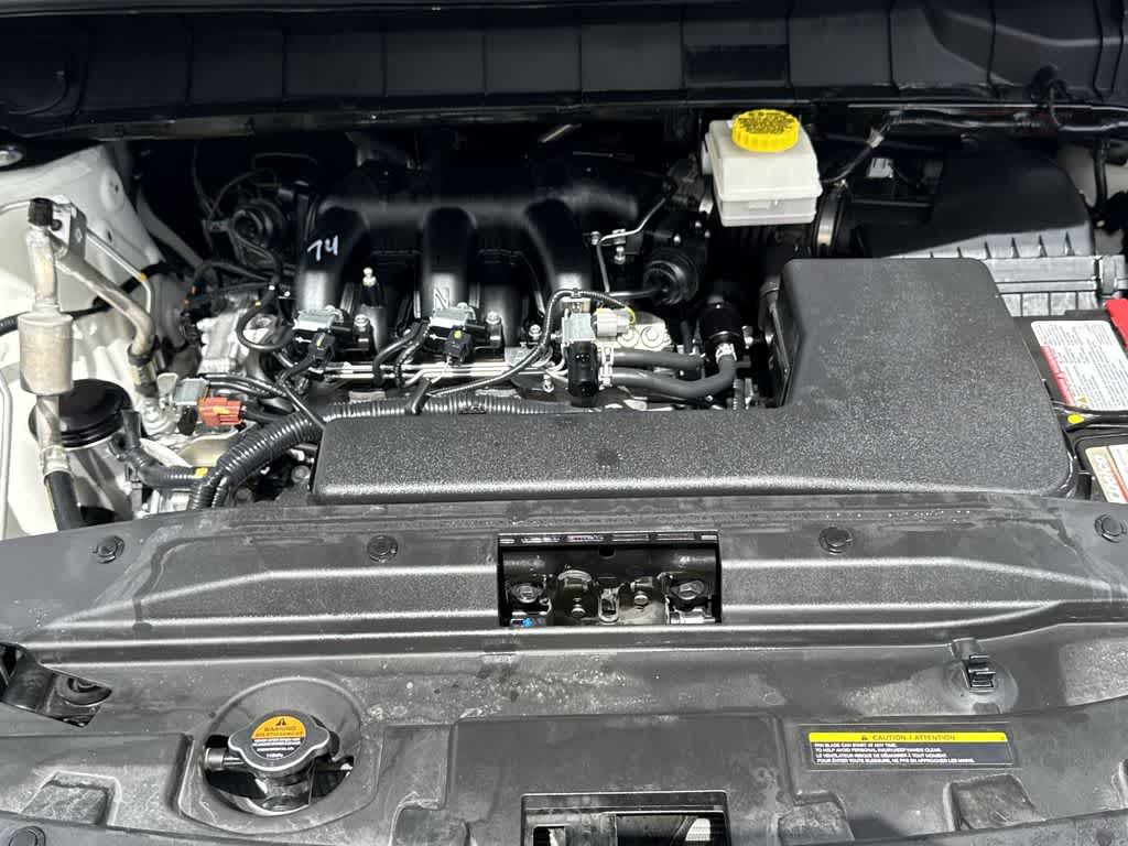 2025 Nissan Pathfinder SV