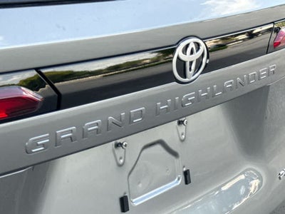 2025 Toyota Grand Highlander Platinum