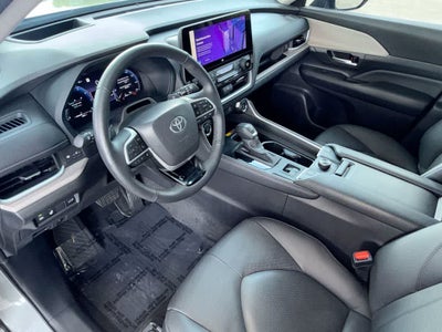 2025 Toyota Grand Highlander Platinum