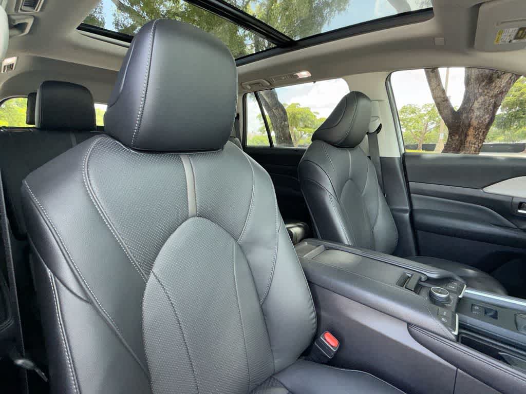 2025 Toyota Grand Highlander Platinum