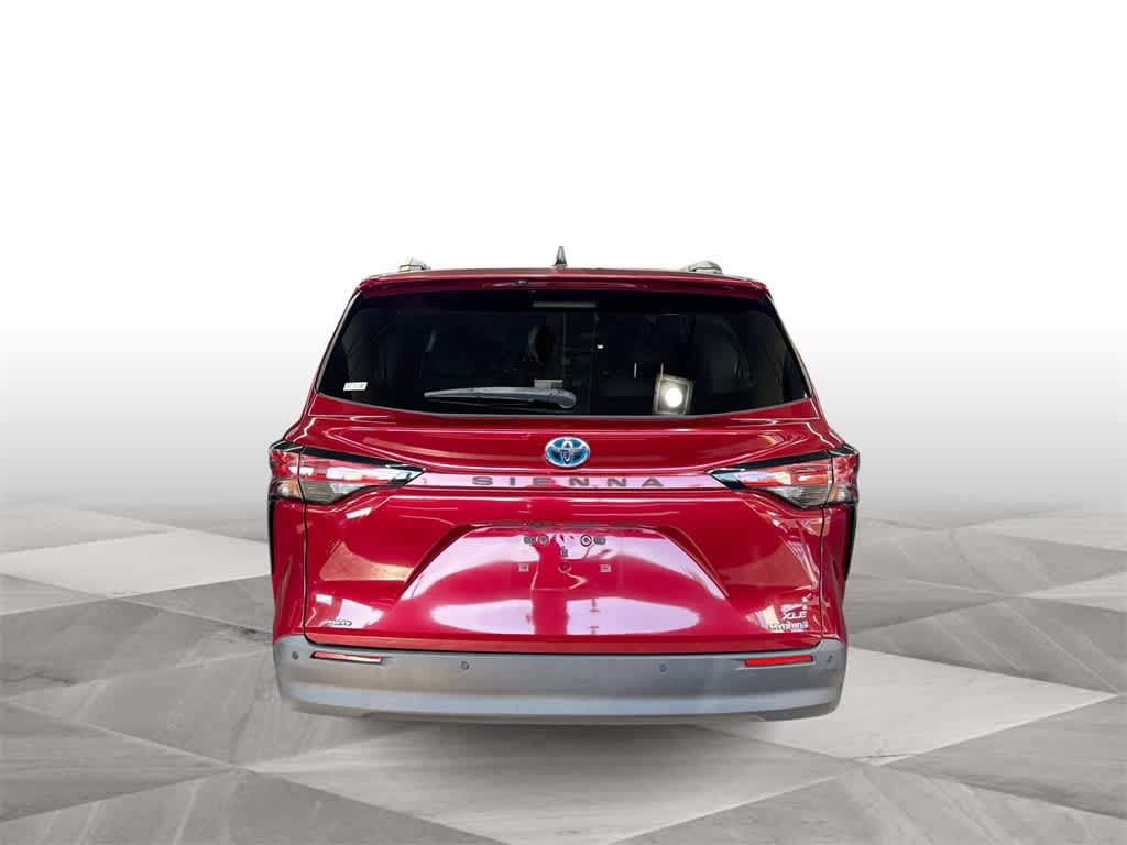 2022 Toyota Sienna XLE