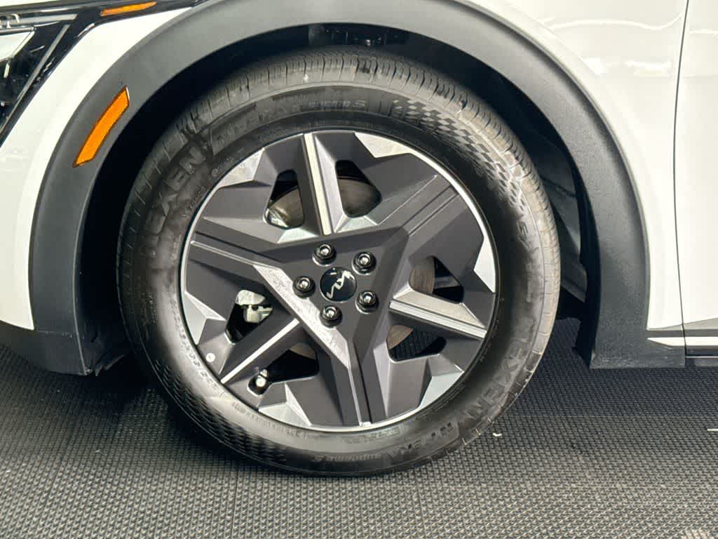 2025 Kia EV6 Light