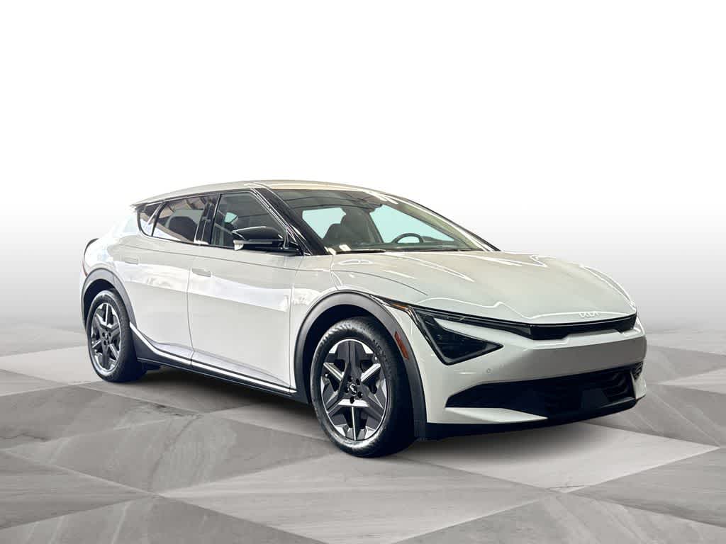 2025 Kia EV6 Light