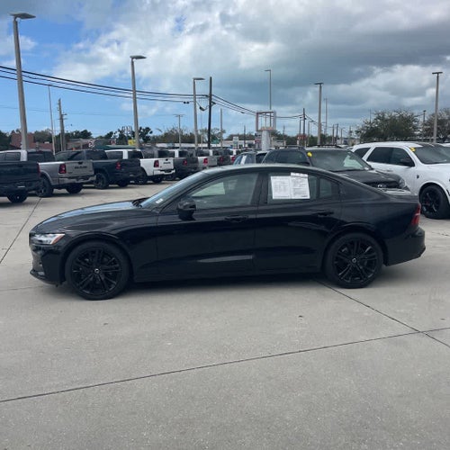 2024 Volvo S60 Plus Black Edition