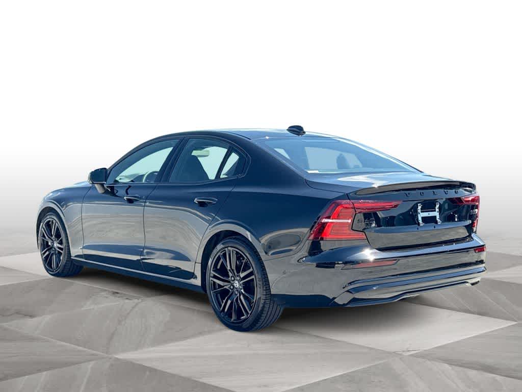 2024 Volvo S60 Plus Black Edition