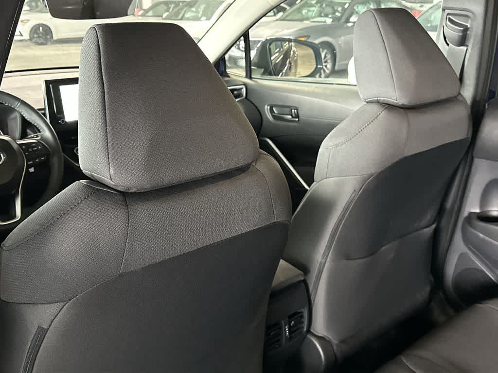 2025 Toyota Corolla Cross LE