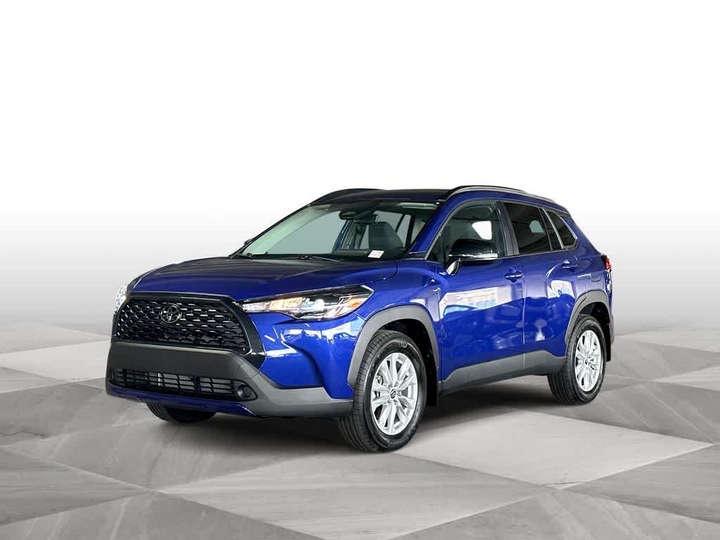 2025 Toyota Corolla Cross LE