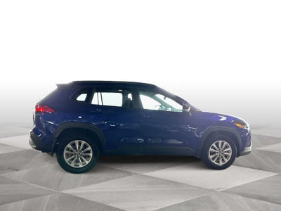 2025 Toyota Corolla Cross LE