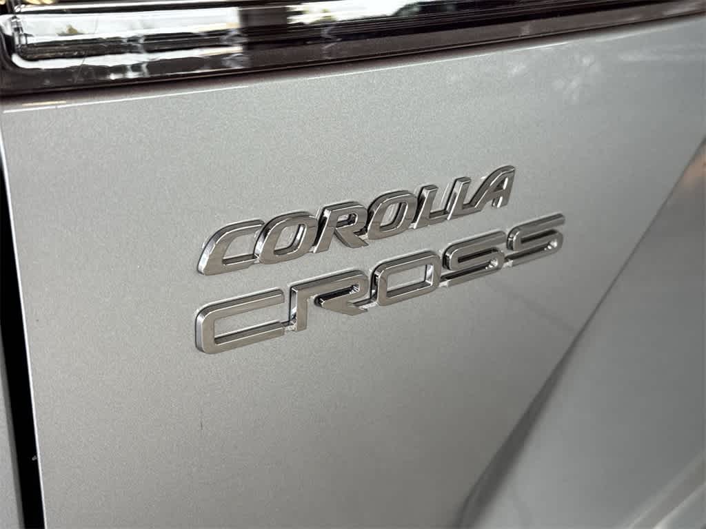 2024 Toyota Corolla Cross XLE