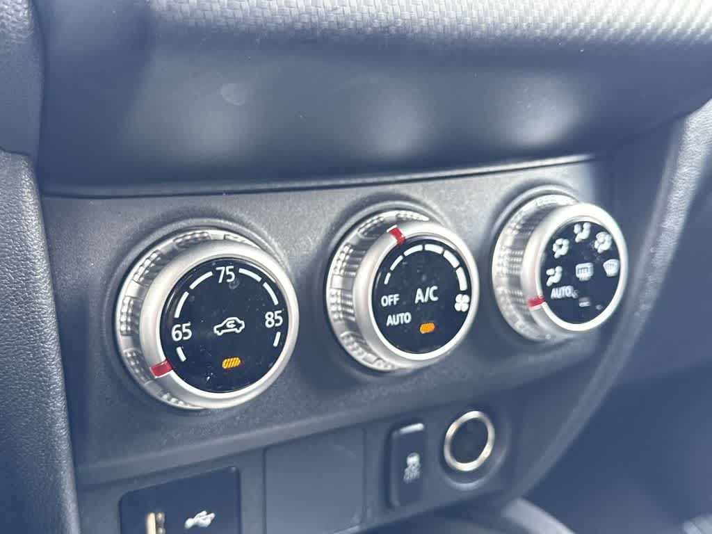 2025 Mitsubishi Outlander Sport ES