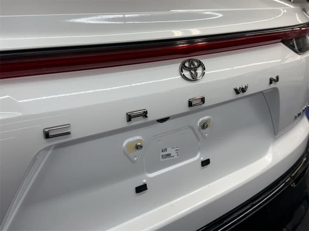 2025 Toyota Crown Signia Limited