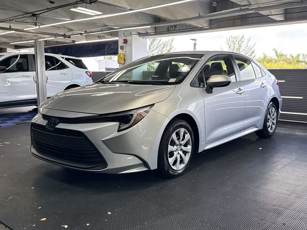 2025 Toyota Corolla Hybrid LE
