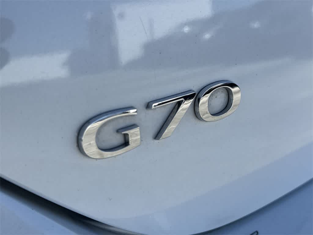 2023 Genesis G70 2.0T
