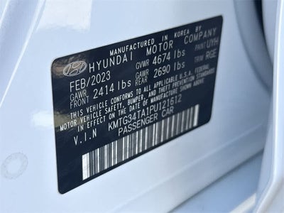 2023 Genesis G70 2.0T