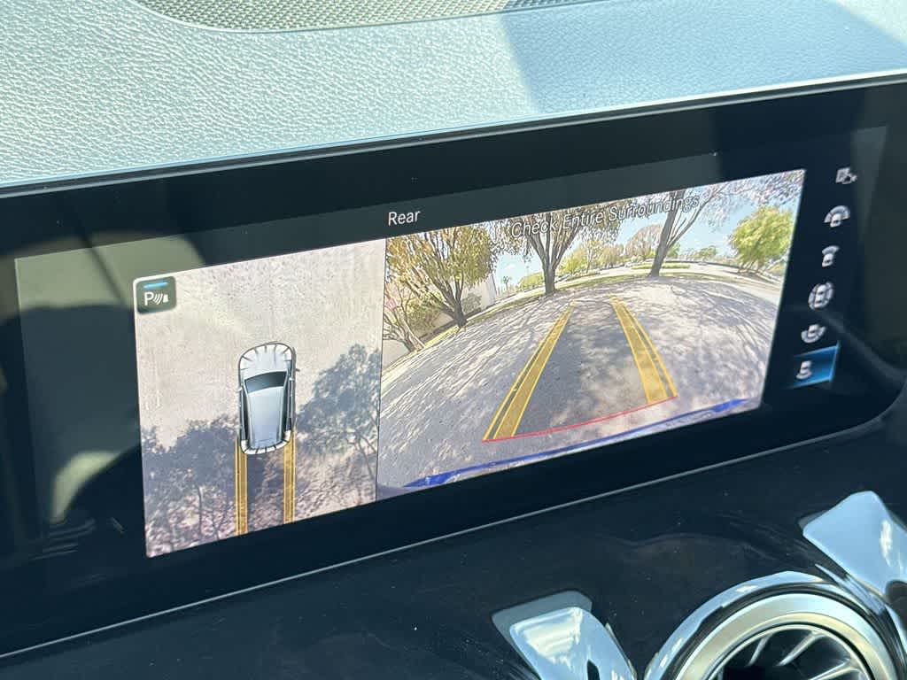 2022 Mercedes-Benz GLB 250 GLB 250