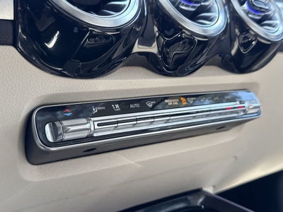 2022 Mercedes-Benz GLB 250 GLB 250