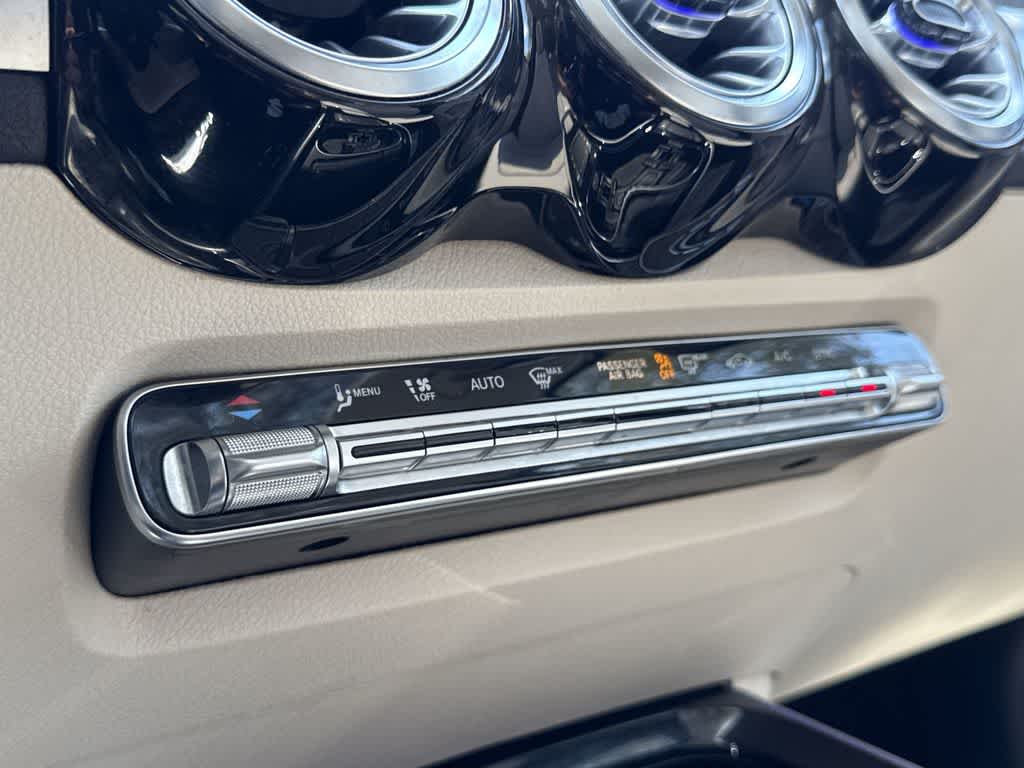 2022 Mercedes-Benz GLB 250 GLB 250