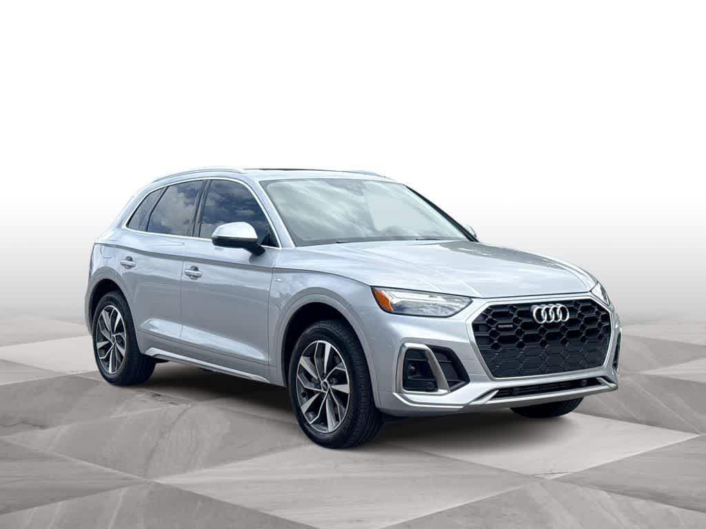 2023 Audi Q5 S line Premium