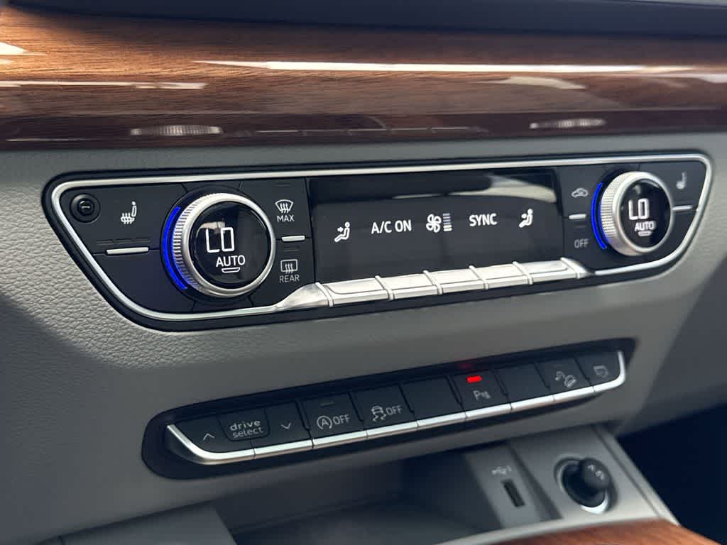 2023 Audi Q5 S line Premium