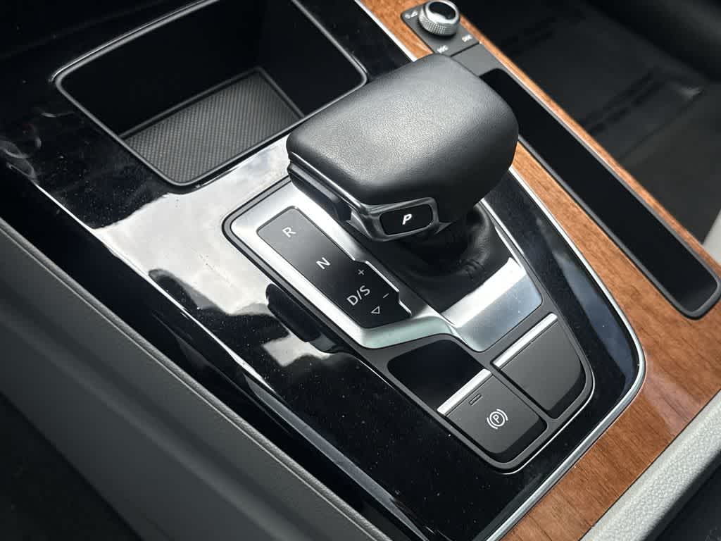 2023 Audi Q5 S line Premium