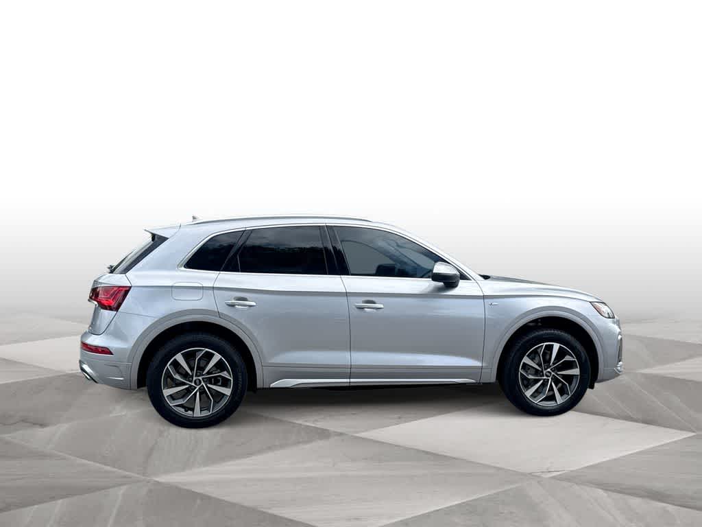 2023 Audi Q5 S line Premium