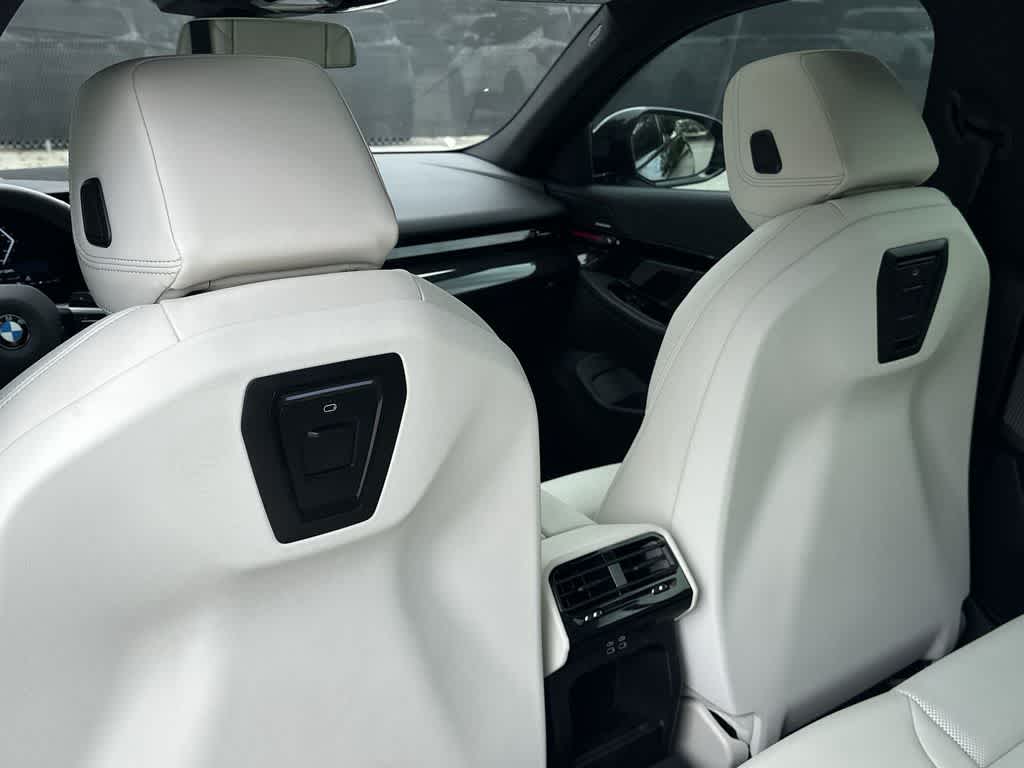 2026 BMW 530i 530i