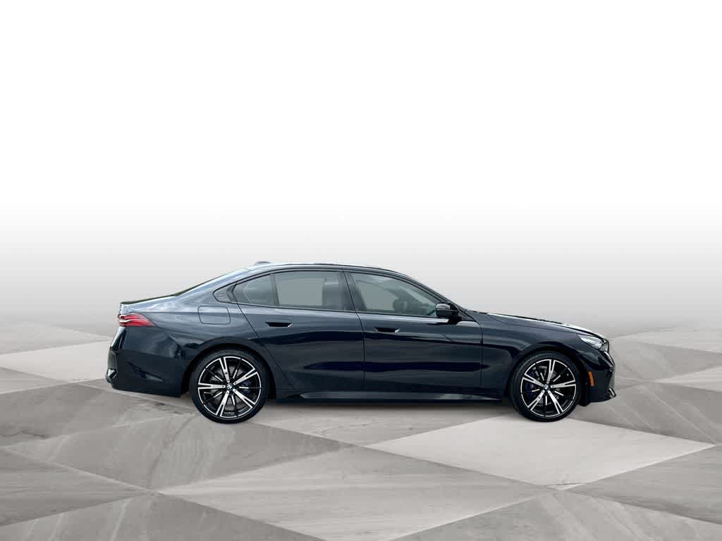 2026 BMW 530i 530i