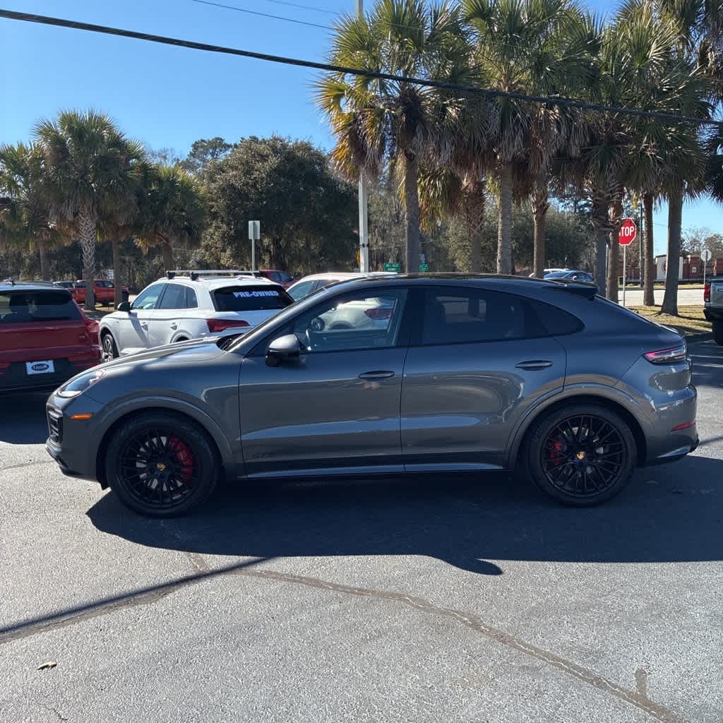 2022 Porsche Cayenne GTS