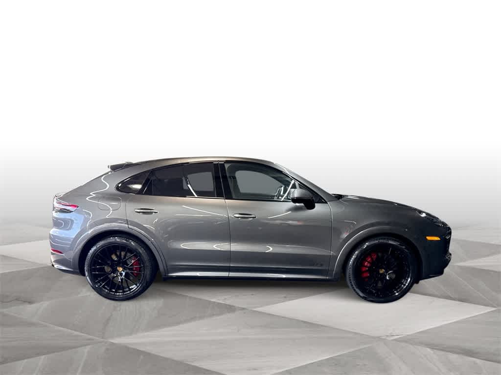 2022 Porsche Cayenne GTS